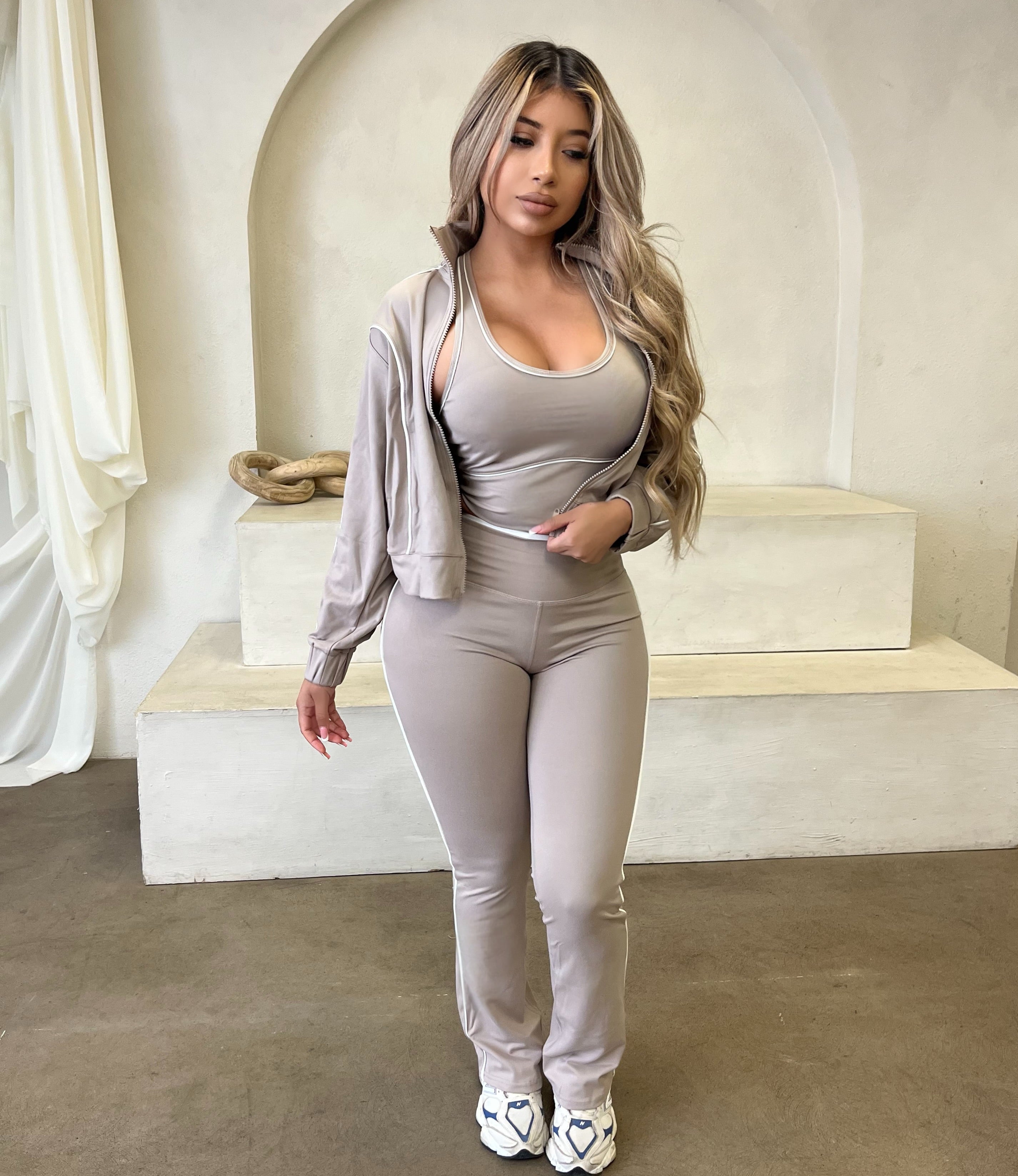 Alexa 3 Piece Set(Beige)