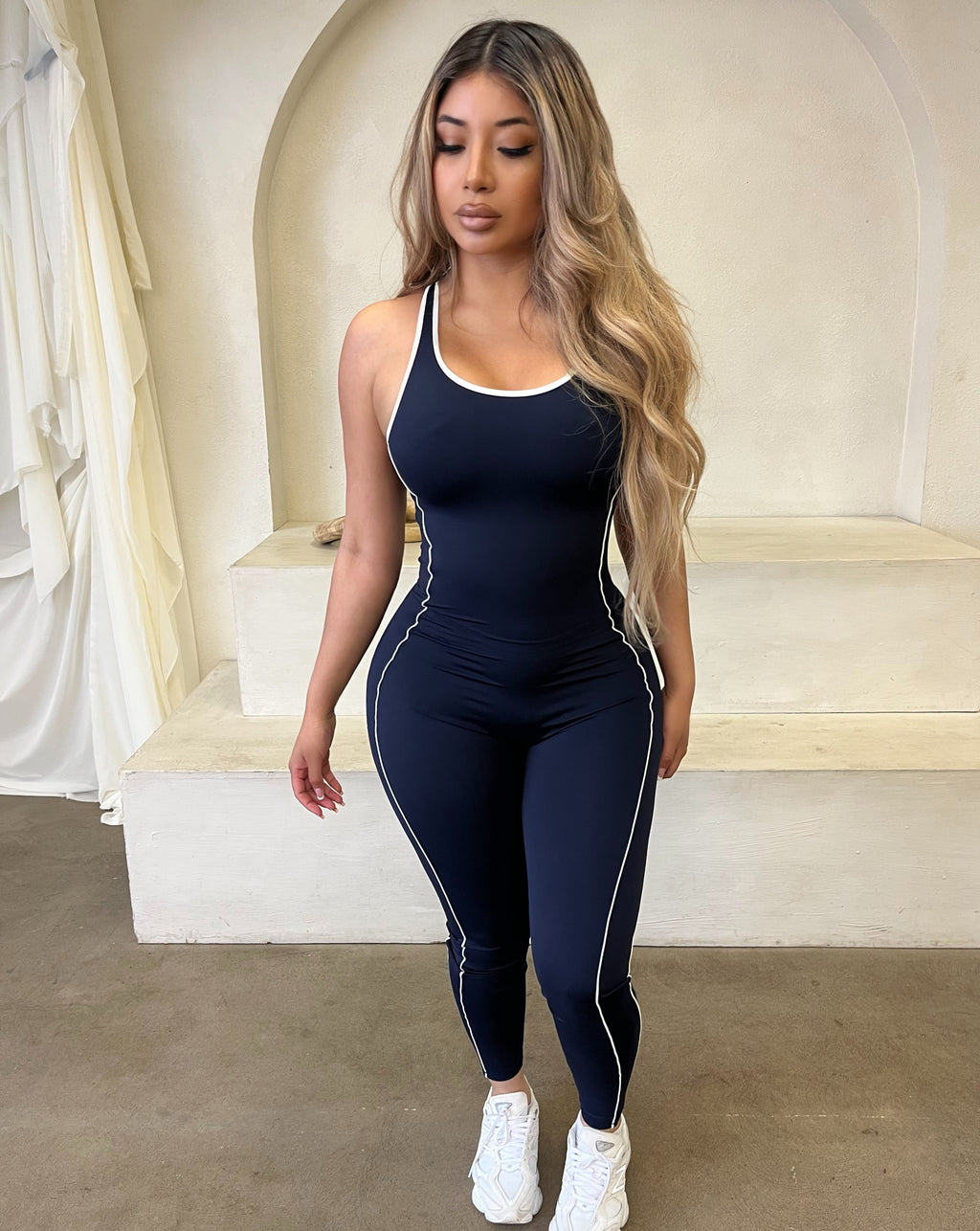 Gia Criss Cross Back Jumpsuit(Navy)