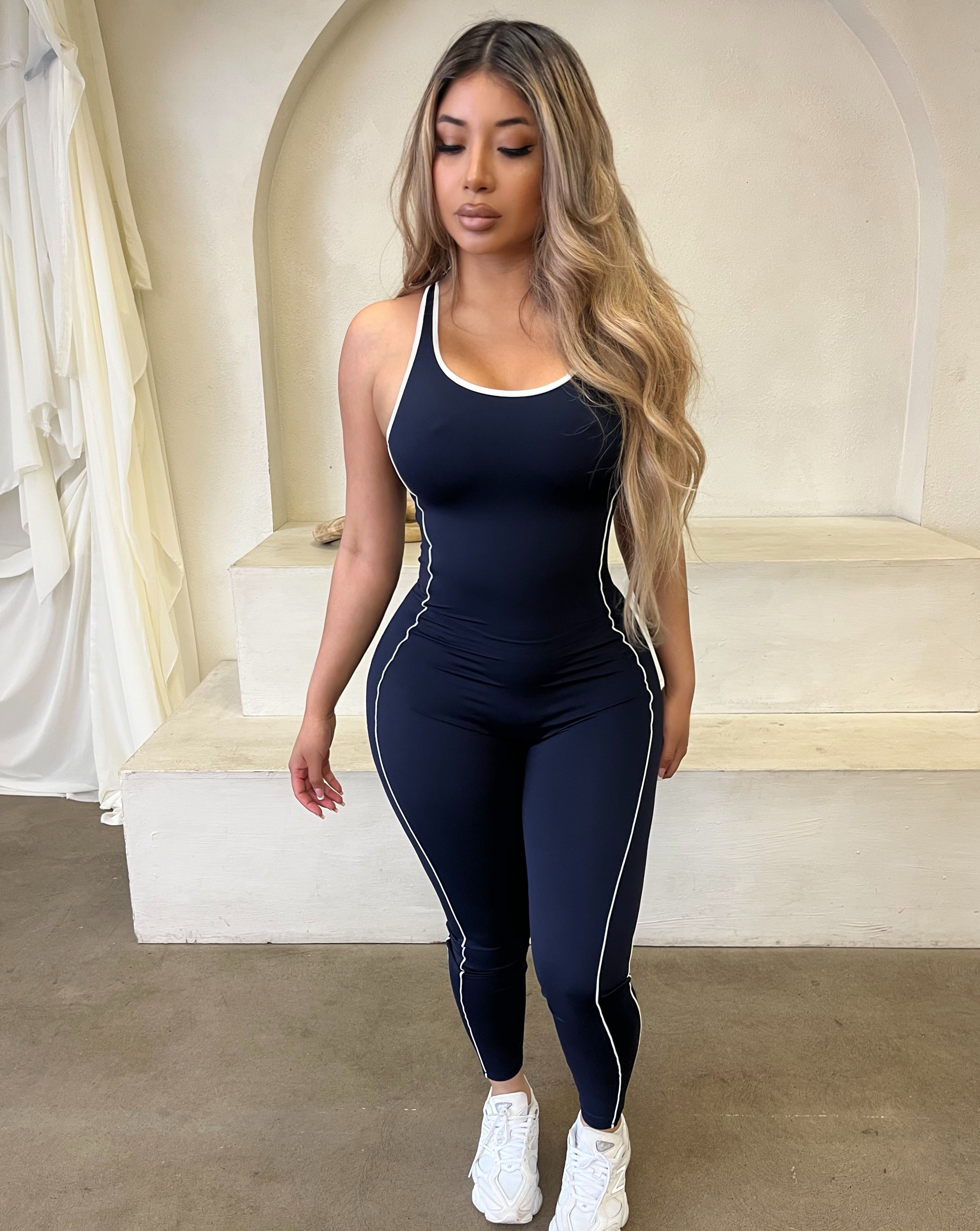Gia Criss Cross Back Jumpsuit(Navy)